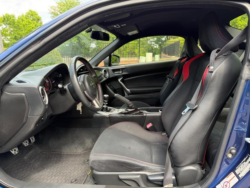 Scion FR-S 6MT 2013