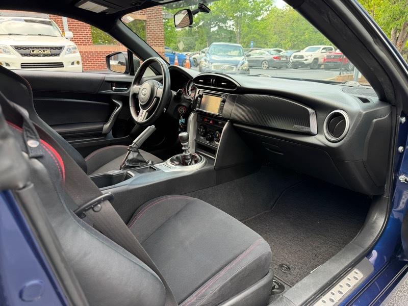 Scion FR-S 6MT 2013