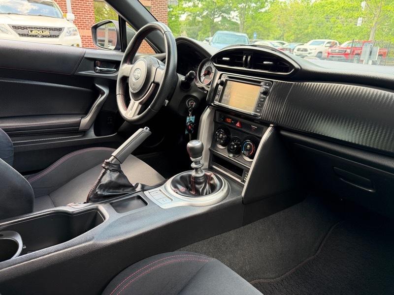Scion FR-S 6MT 2013