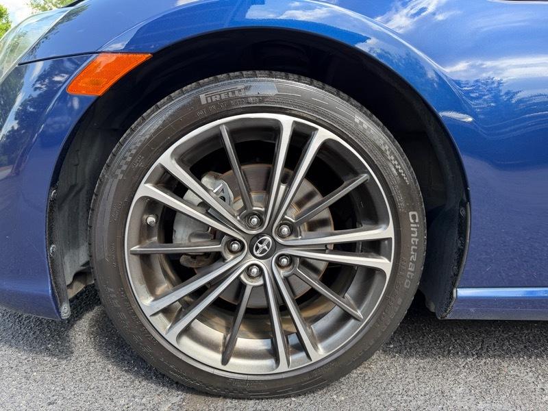 Scion FR-S 6MT 2013