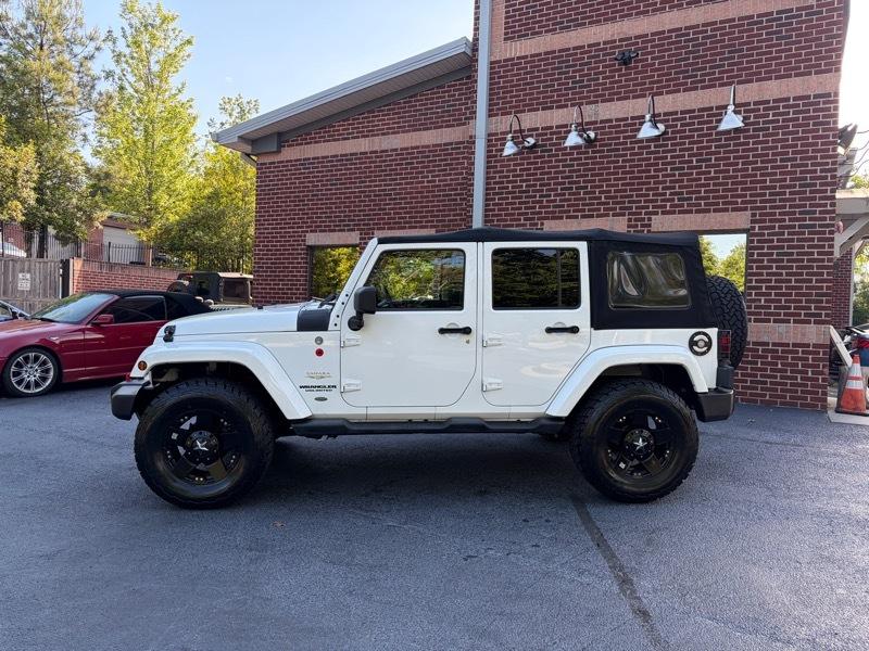 Jeep Wrangler Unlimited Sahara 4WD 2014