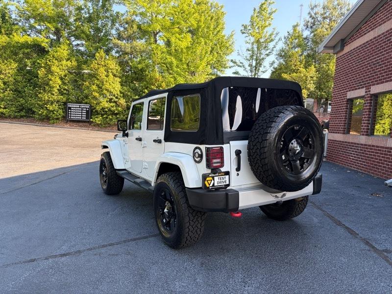 Jeep Wrangler Unlimited Sahara 4WD 2014
