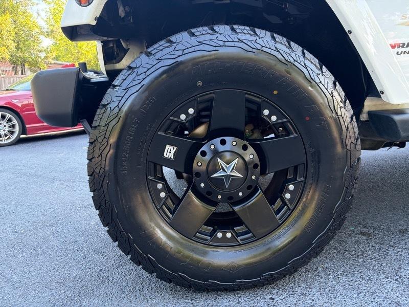 Jeep Wrangler Unlimited Sahara 4WD 2014