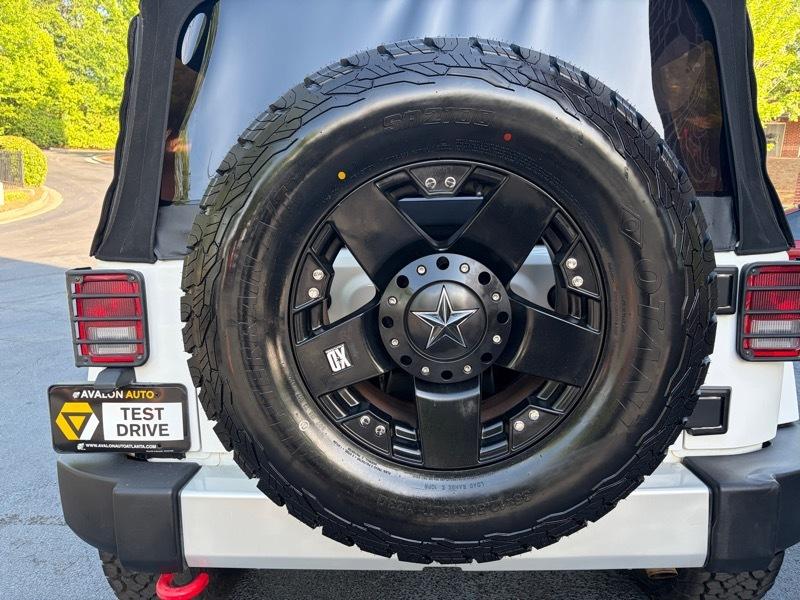 Jeep Wrangler Unlimited Sahara 4WD 2014