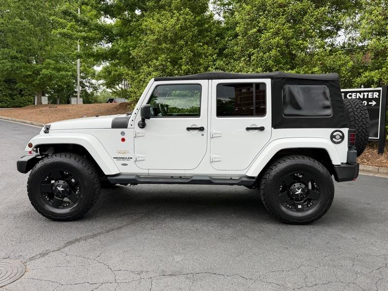 Jeep Wrangler Unlimited Sahara 4WD 2014