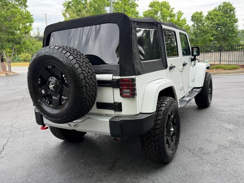 Jeep Wrangler Unlimited Sahara 4WD 2014