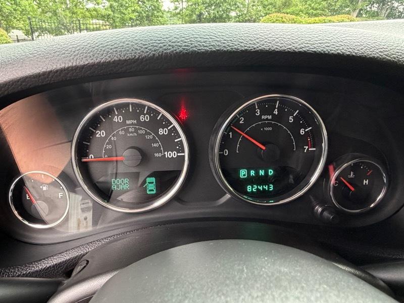 Jeep Wrangler Unlimited Sahara 4WD 2014