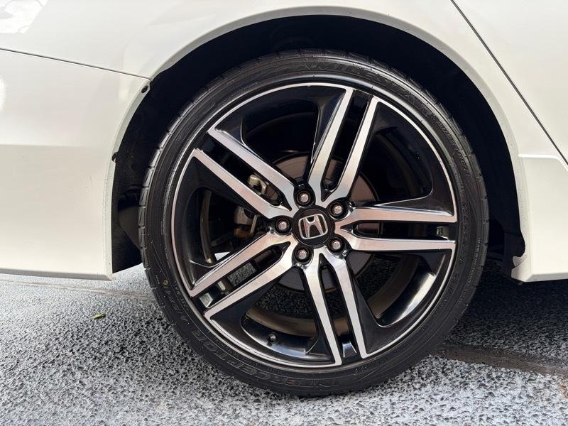 Honda Accord Touring V6 Sedan 6-Spd AT 2017