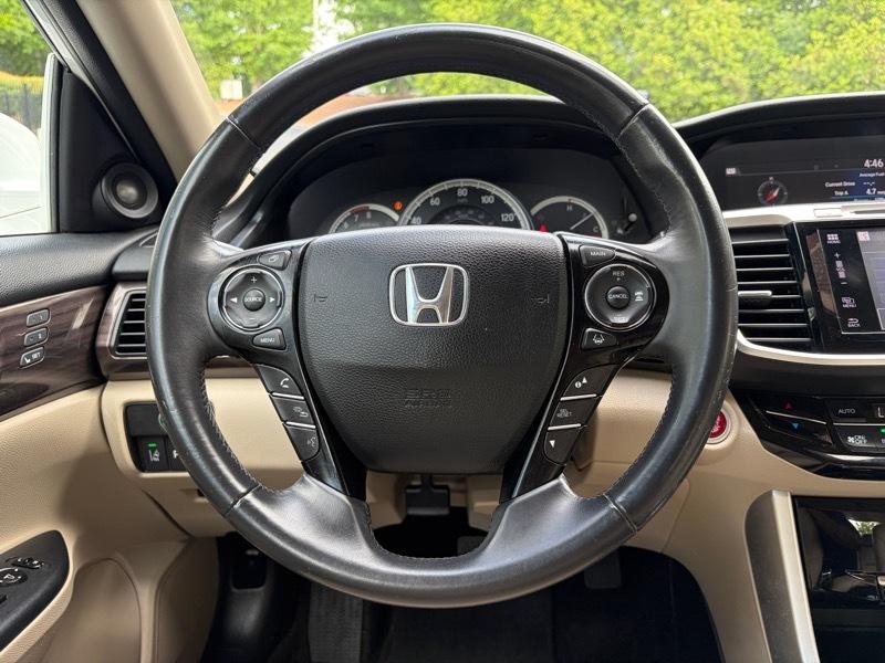 Honda Accord Touring V6 Sedan 6-Spd AT 2017