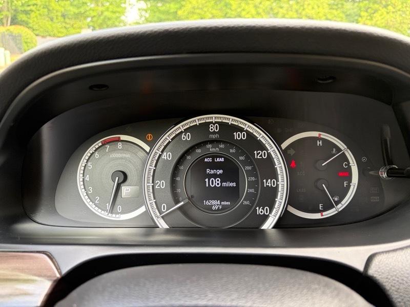 Honda Accord Touring V6 Sedan 6-Spd AT 2017