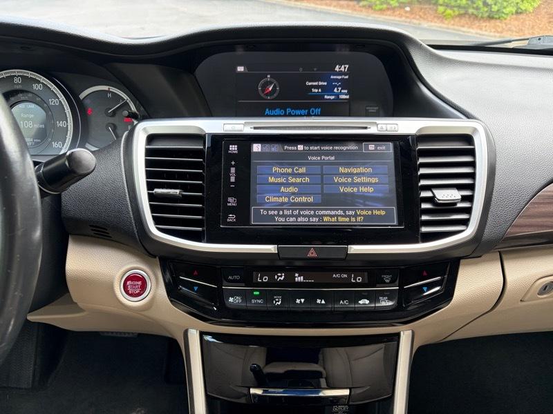 Honda Accord Touring V6 Sedan 6-Spd AT 2017