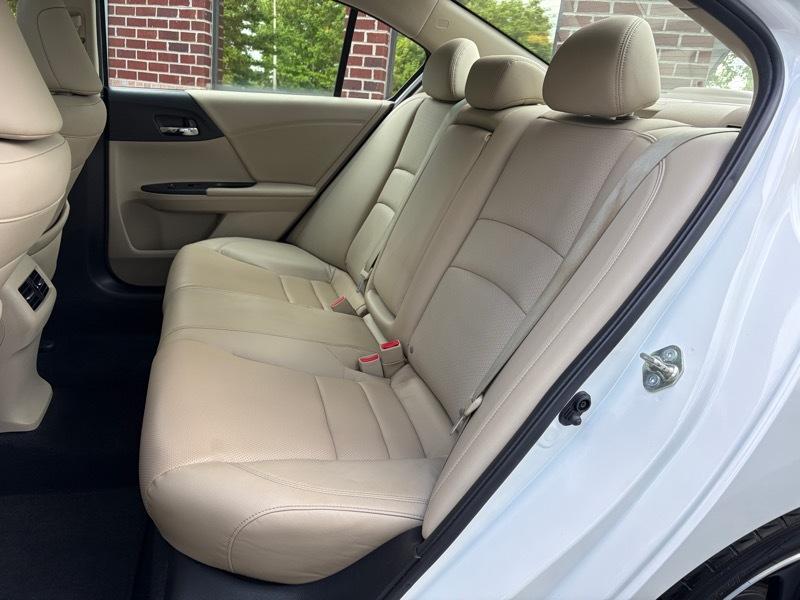 Honda Accord Touring V6 Sedan 6-Spd AT 2017