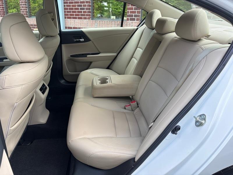 Honda Accord Touring V6 Sedan 6-Spd AT 2017