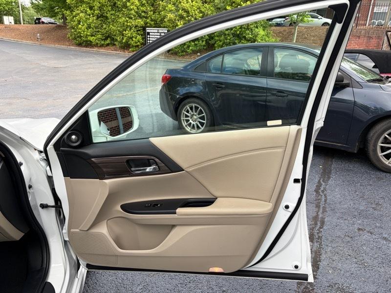 Honda Accord Touring V6 Sedan 6-Spd AT 2017