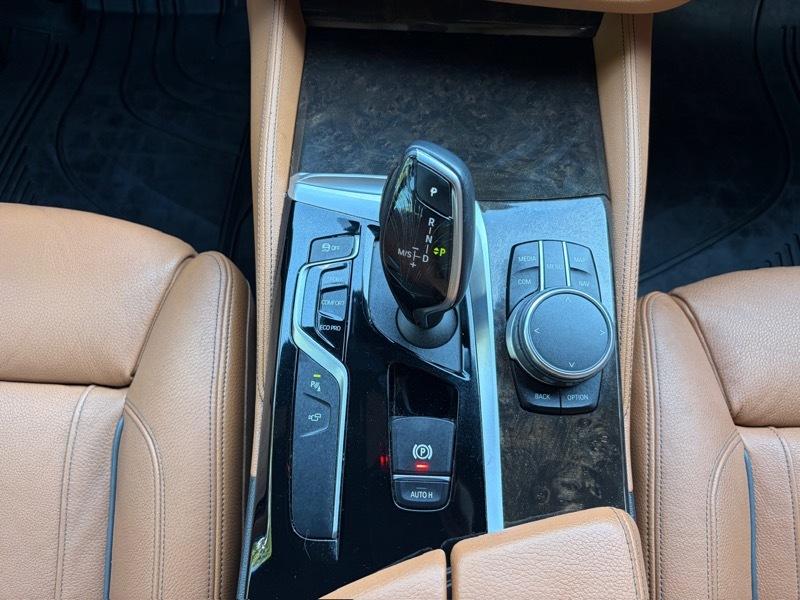 BMW 5-Series 540i 2017