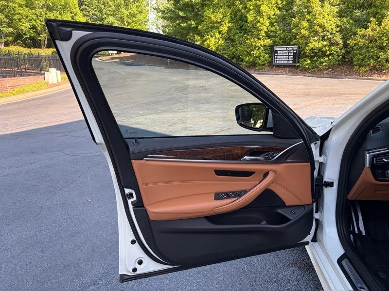 BMW 5-Series 540i 2017