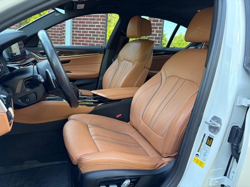BMW 5-Series 540i 2017