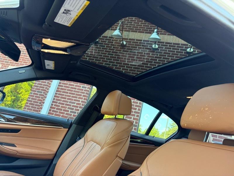 BMW 5-Series 540i 2017