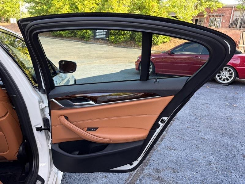 BMW 5-Series 540i 2017