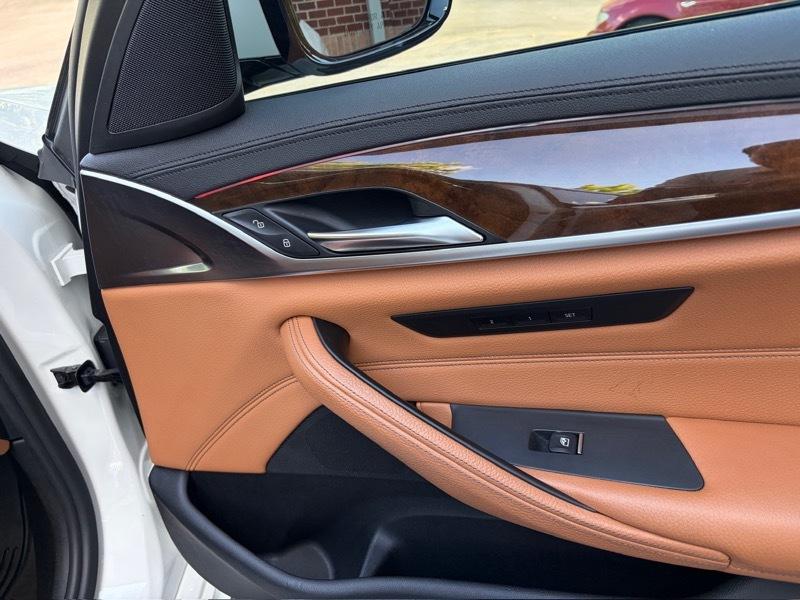 BMW 5-Series 540i 2017