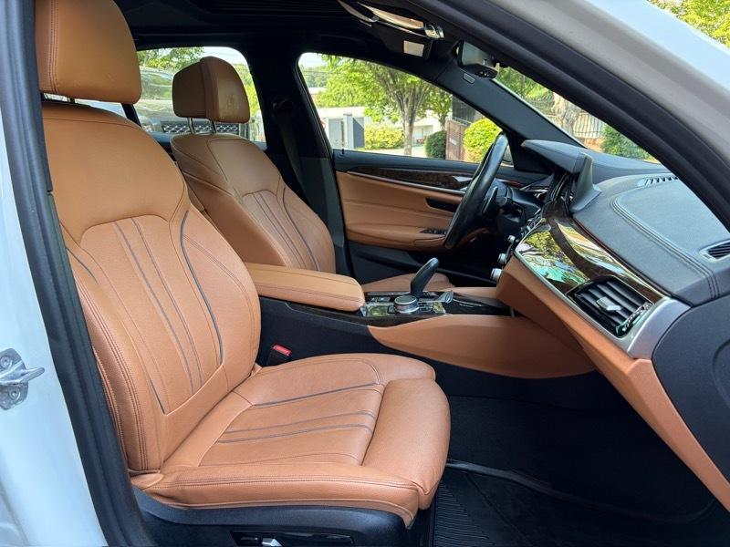BMW 5-Series 540i 2017