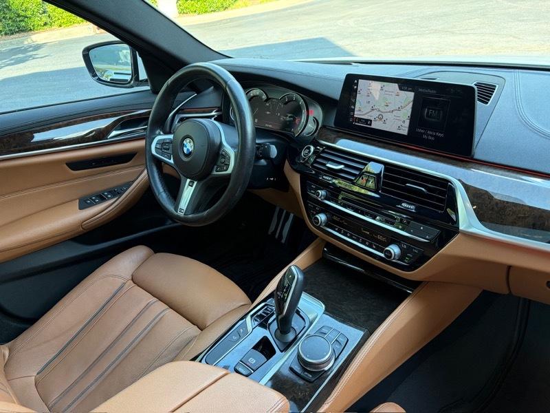 BMW 5-Series 540i 2017
