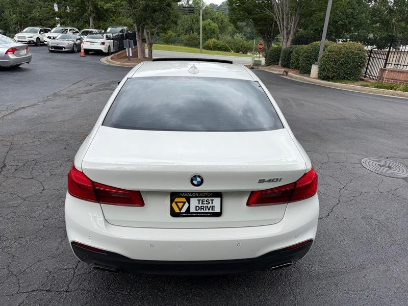 BMW 5-Series 540i 2017