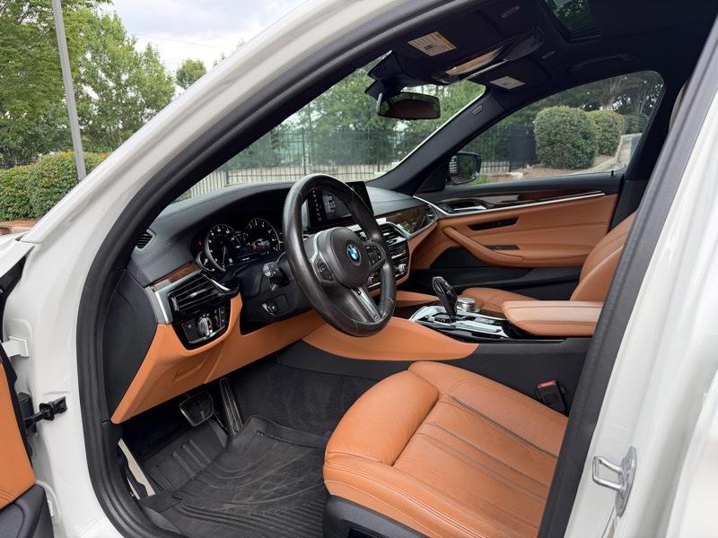 BMW 5-Series 540i 2017