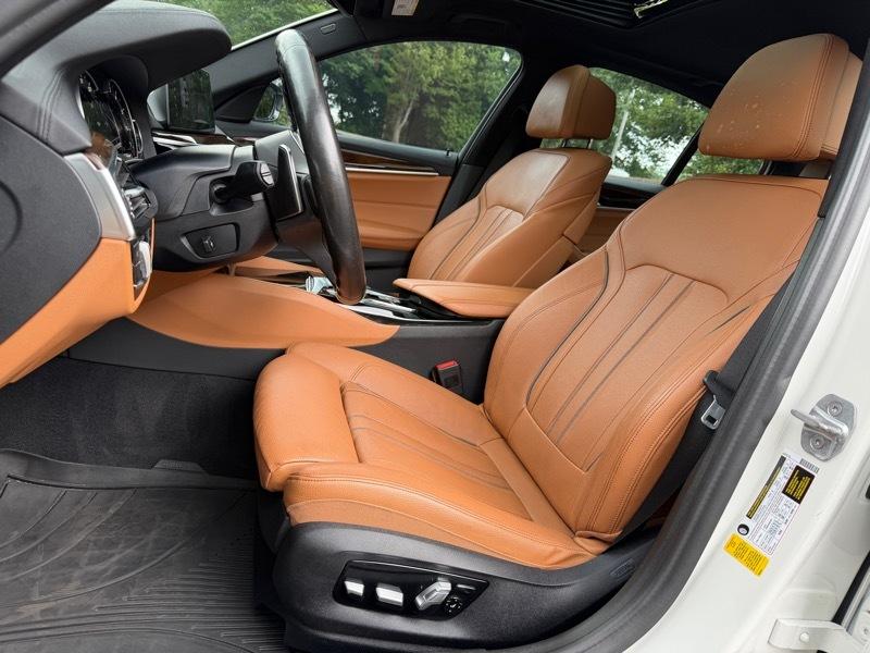 BMW 5-Series 540i 2017