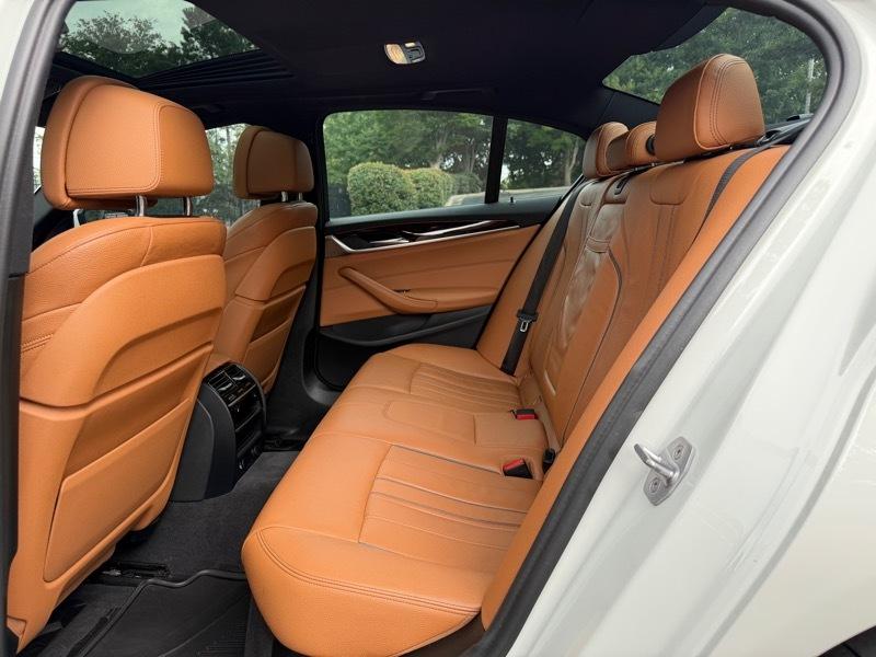 BMW 5-Series 540i 2017
