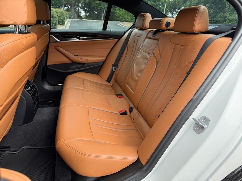 BMW 5-Series 540i 2017