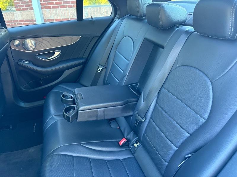 Mercedes-Benz C-Class C300 4MATIC Sedan 2016