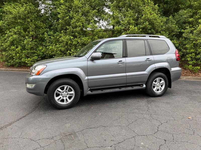 Lexus GX 470 Sport Utility 2005