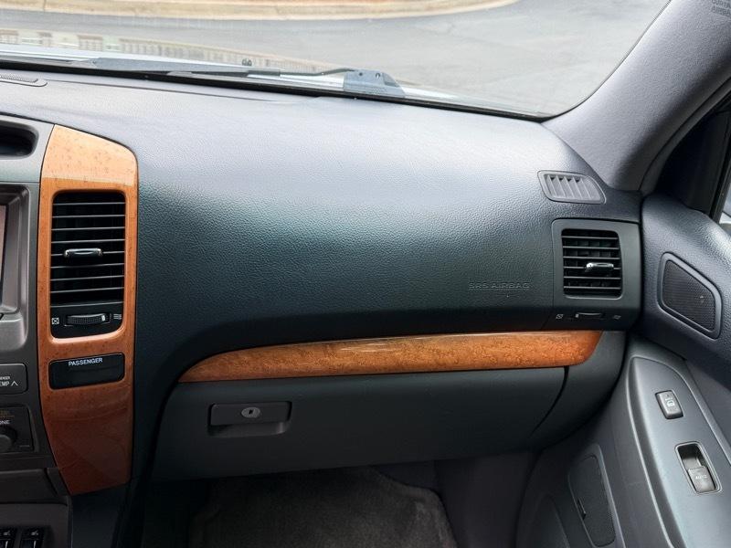 Lexus GX 470 Sport Utility 2005