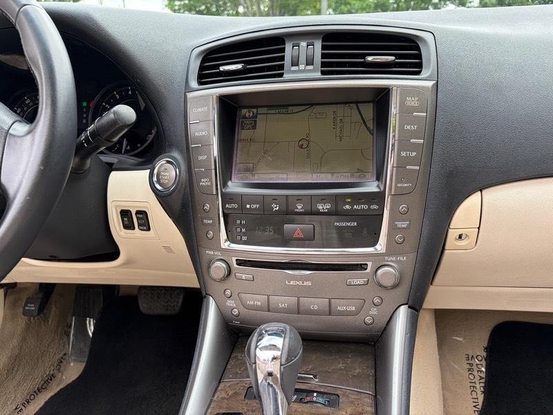 Lexus IS C IS 350C 2010