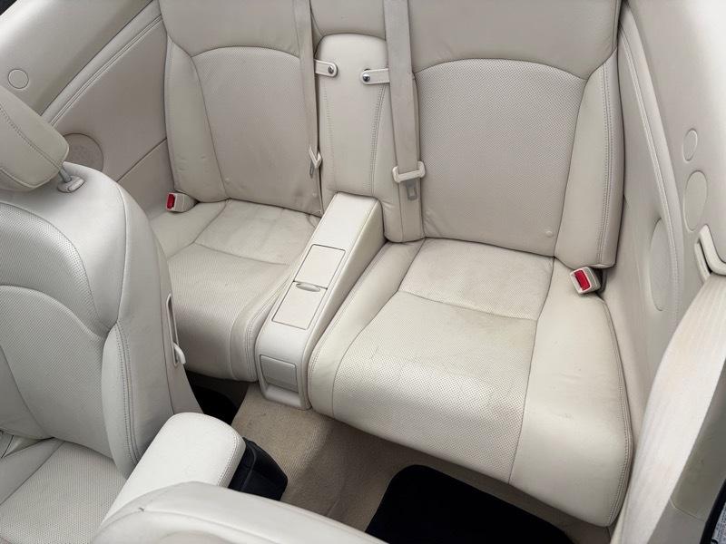 Lexus IS C IS 350C 2010