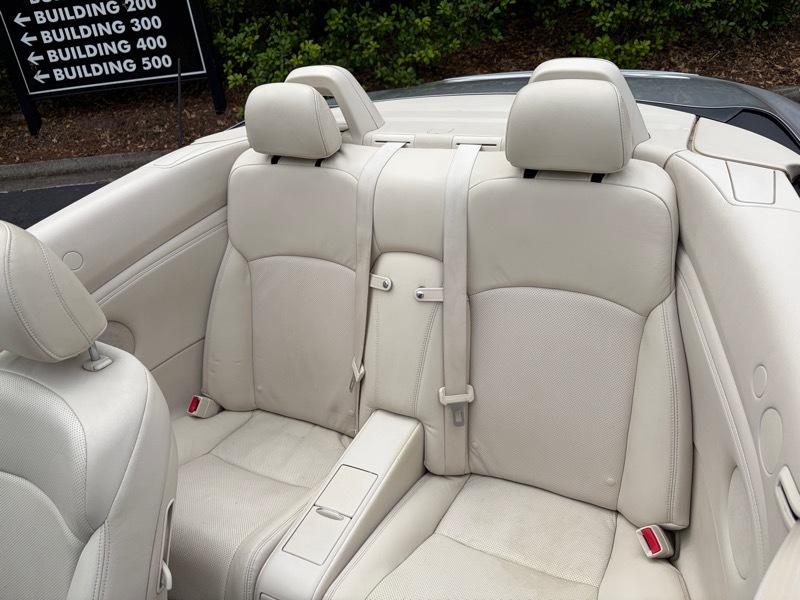 Lexus IS C IS 350C 2010