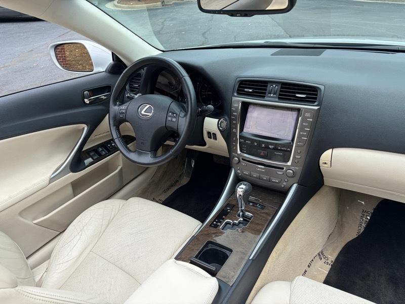 Lexus IS C IS 350C 2010