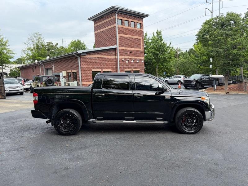 Toyota Tundra  2014