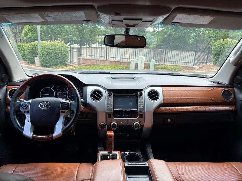 Toyota Tundra  2014