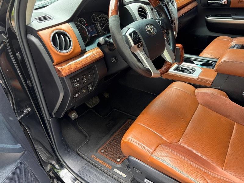 Toyota Tundra  2014