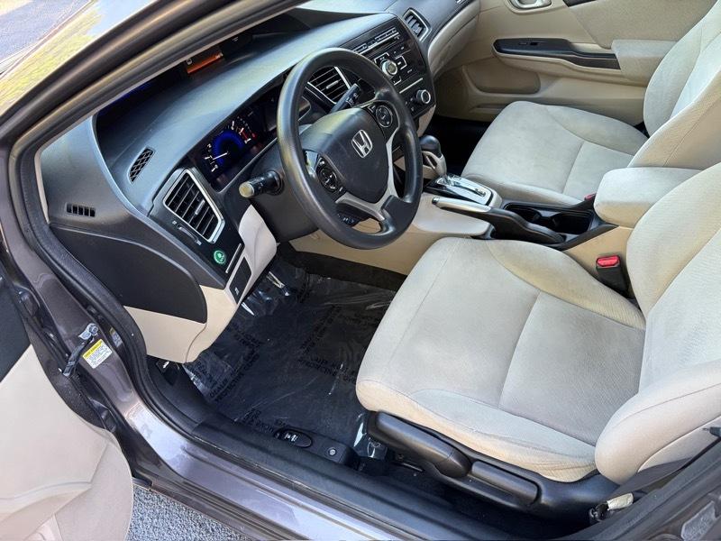 Honda Civic LX Sedan 5-Speed AT 2013
