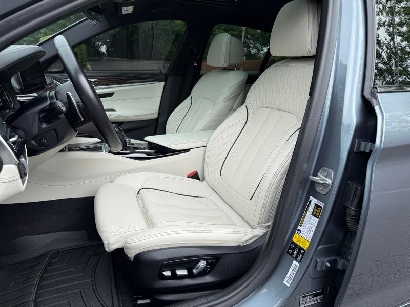 BMW 5-Series 540i xDrive 2019