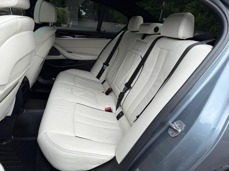 BMW 5-Series 540i xDrive 2019