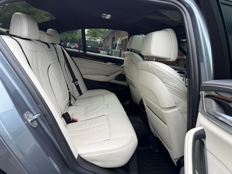 BMW 5-Series 540i xDrive 2019