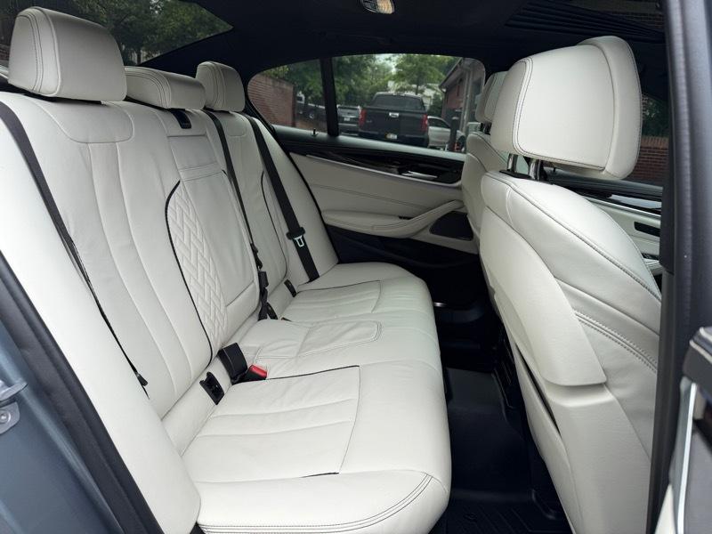 BMW 5-Series 540i xDrive 2019