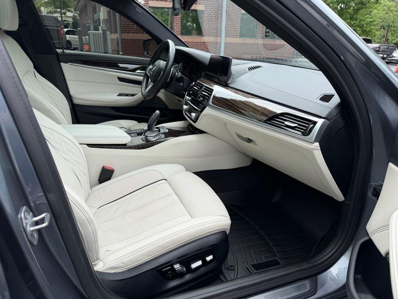 BMW 5-Series 540i xDrive 2019