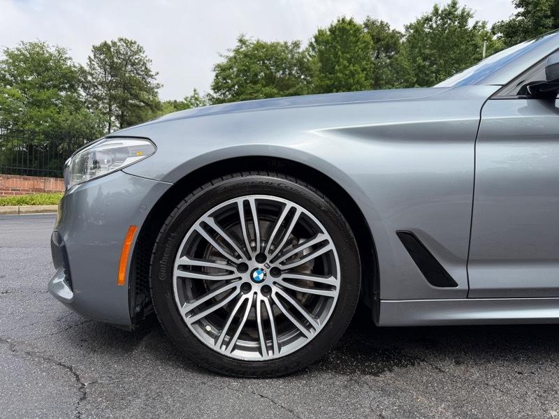 BMW 5-Series 540i xDrive 2019