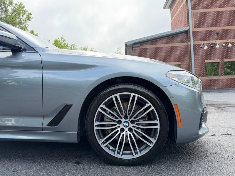BMW 5-Series 540i xDrive 2019