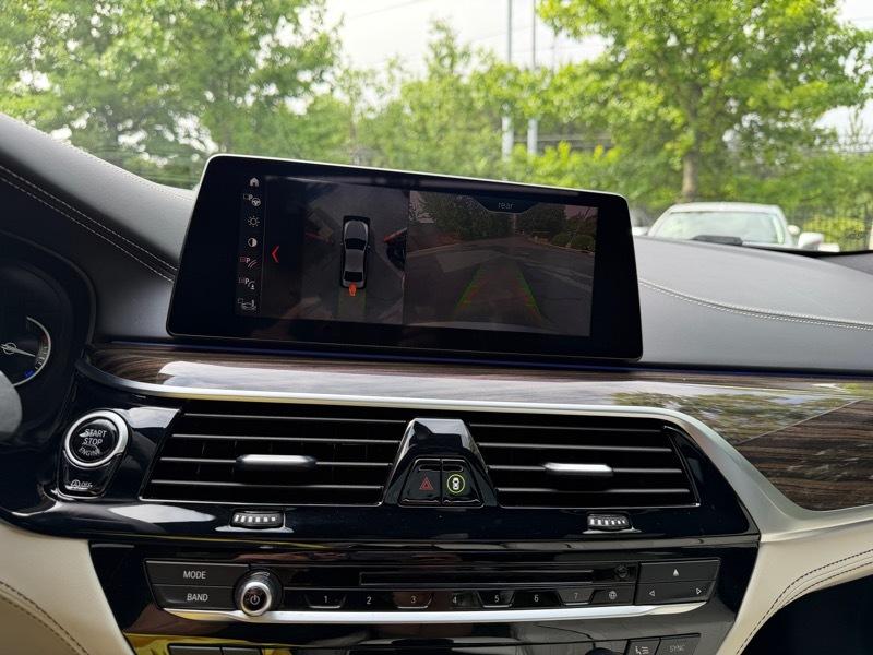 BMW 5-Series 540i xDrive 2019